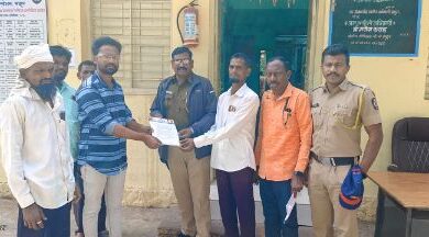 Photo of माहूर नगरपंचायतीचा ‘घरकुल’ काळीमा ;  गरिबांच्या स्वप्नांची राखरांगोळी.. ! ;”माहूर न.पं. च्या नगरसेवकांचा ‘स्वतःचा विकास’, पण सर्वसामान्यांचा घराचा स्वप्नभंग..!!