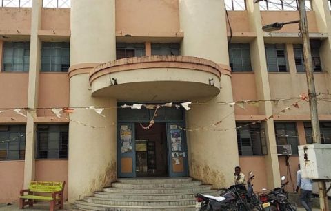 Photo of माहूर तहसील कार्यालयांतर्गत महिला मंडळ अधिका-याची अफलातून कारगीरी..? पदभार मिळाला 19 ला, अन् फेरफार मंजूर केले 17 तारखेलाच… ! व्वा..!!