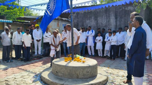 Photo of рдорд╛рд╣реВрд░ рддрд╛рд▓реБрдХреНрдпрд╛рдд рд╡рд┐рд╡рд┐рдз рдард┐рдХрд╛рдгреА рдбреЙ. рдмрд╛рдмрд╛рд╕рд╛рд╣реЗрдм рдЖрдВрдмреЗрдбрдХрд░ рдпрд╛рдВрдЪреА 135 рд╡реА рдЬрдпрдВрддреА рдЙрддреНрд╕рд╛рд╣рд╛рдд рд╕рд╛рдЬрд░реА..┬а